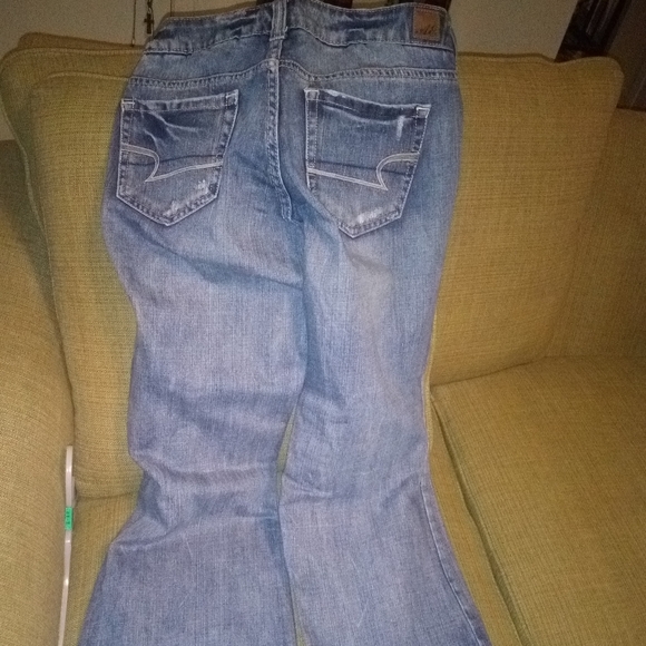 Jeans - Picture 1 of 4